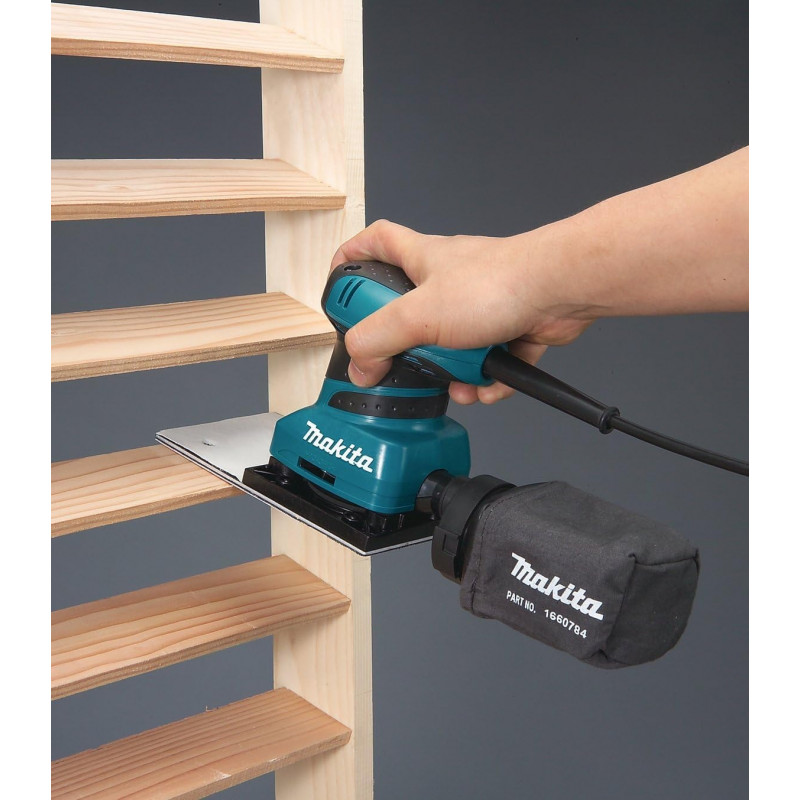 Ponceuse vibrante électrique Makita BO4566 200W 100x164mm
