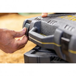 Stanley Jeu de cliquets STANLEY® FATMAX® douilles avec accessoires 81 pièces Kobleo