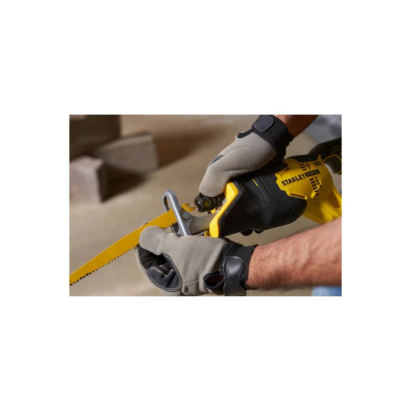 Scie sabre Stanley Fatmax SFMCS300B 18V 3000trs/min 25mm produit seul