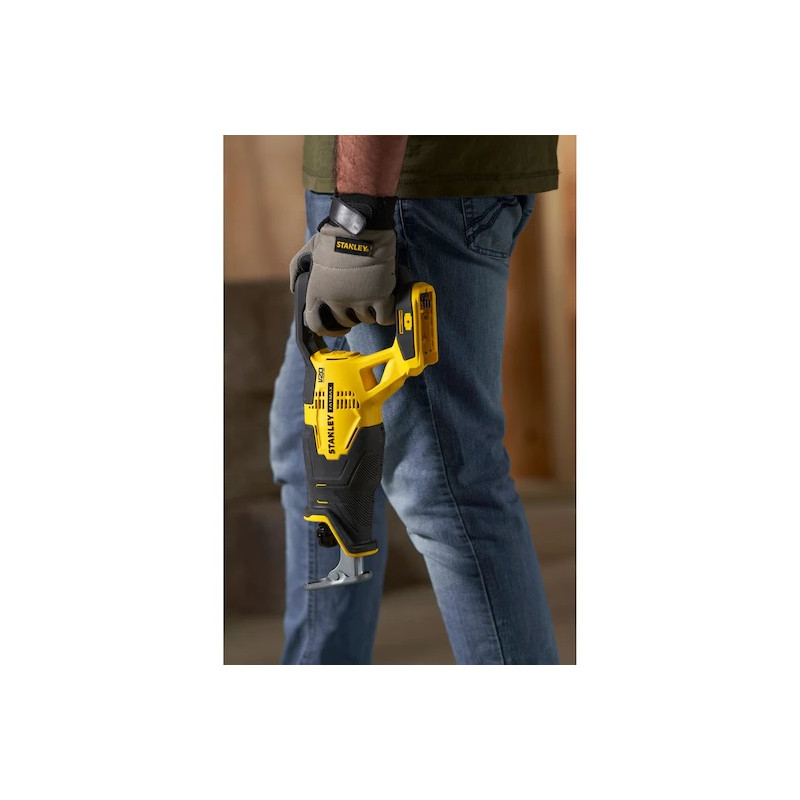 Scie sabre Stanley Fatmax SFMCS300B 18V 3000trs/min 25mm produit seul