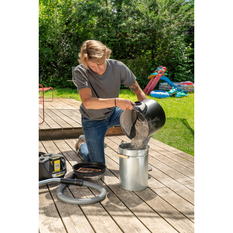 Aspirateur cendres et poussières 1.348-300.0 18V produit seul Karcher