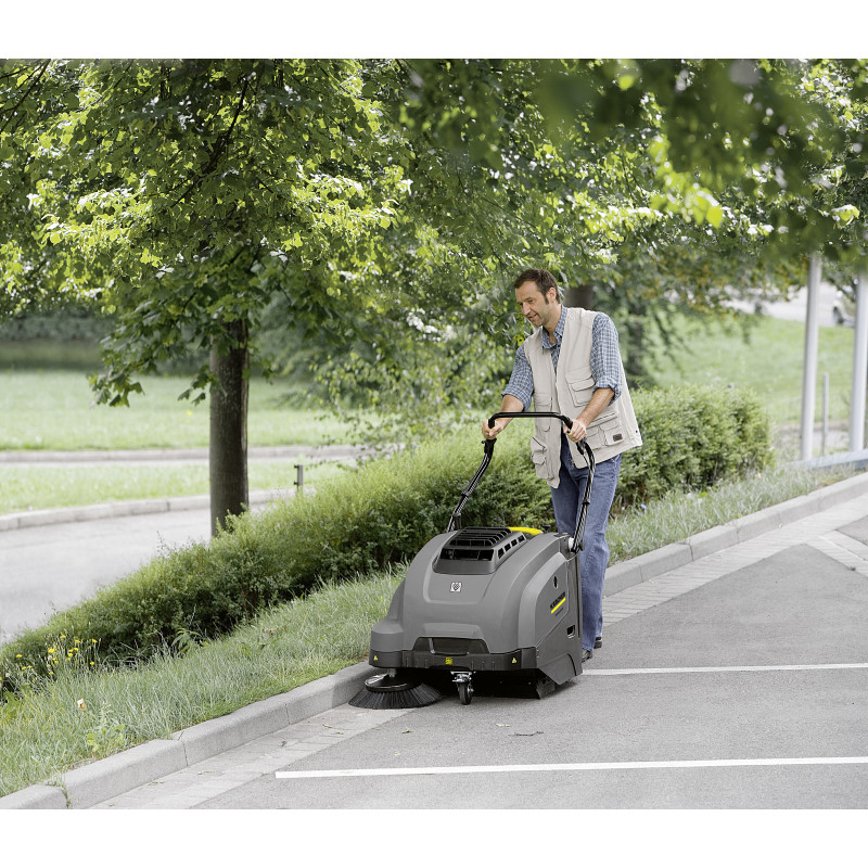 Karcher Balayeuse Autotractee Thermique 750 mm Cuve 40 Litres Pro, Karcher Kobleo
