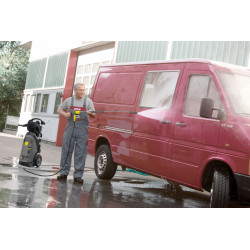Karcher Nettoyeur haute pression eau froide 200bar 900L/h rotabuse tambour-enr Kobleo Karcher Nettoyeur haute pression eau froide 200bar 900L/h rotabuse tambour-enr Kobleo